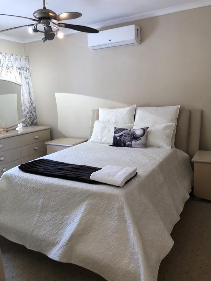 Randburg Khuvena Guesthouse מראה חיצוני תמונה