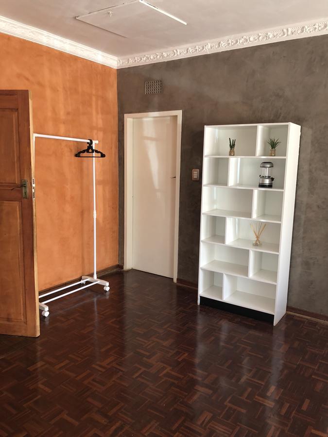 Randburg Khuvena Guesthouse מראה חיצוני תמונה