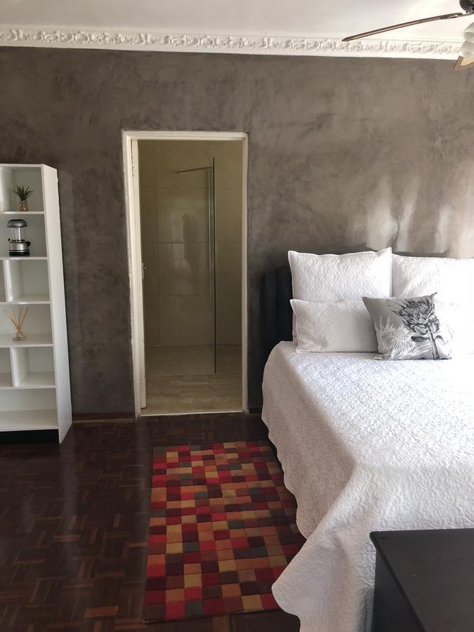 Randburg Khuvena Guesthouse מראה חיצוני תמונה