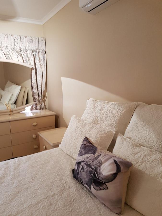 Randburg Khuvena Guesthouse מראה חיצוני תמונה
